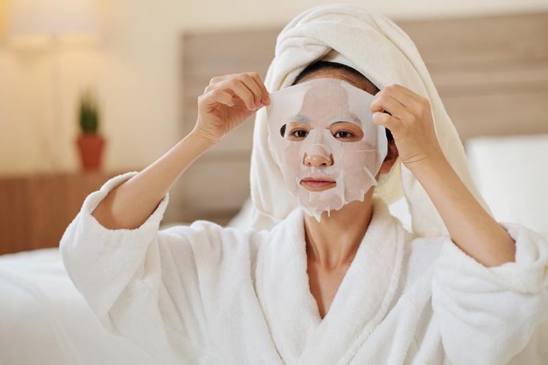 Chuyên gia đưa ra lời khuyên hữu ích nên ngủ như thế nào để giữ được làn da đẹp-2