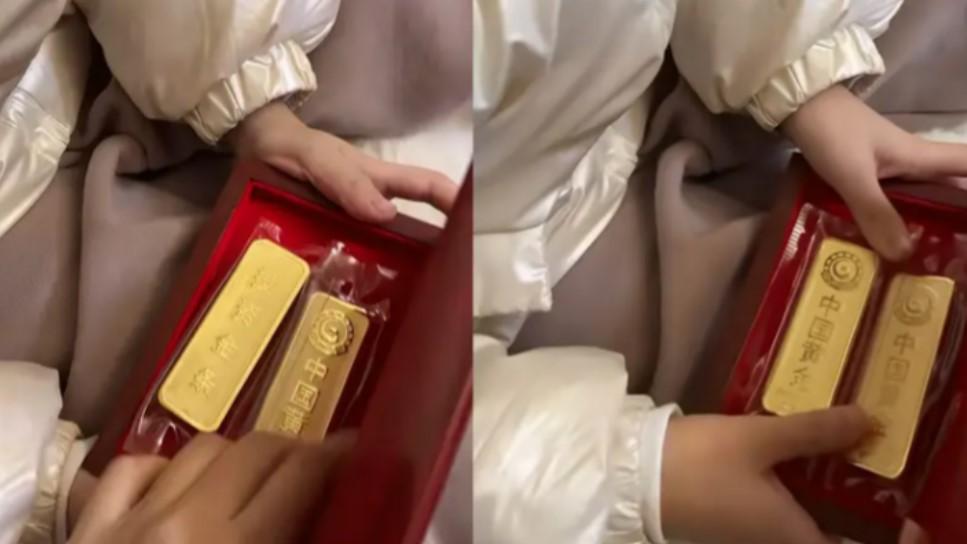 Bé trai mầm non bất ngờ mang thỏi vàng gần 400 triệu đồng tặng bạn gái, sự thật khiến ai cũng bật cười-1