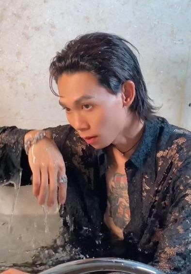 Hồng Thanh nói gì trước tin đồn xuống tóc đi tu sau chia tay DJ Mie?-5