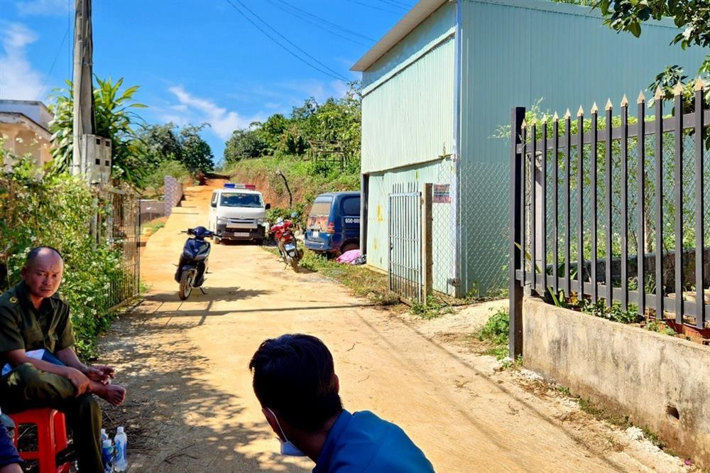 Nghi phạm 15 tuổi sát hại cha rồi tự thú với bà nội-1