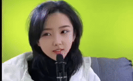 Hot girl livestream lộ mặt mộc, dân mạng nhìn xong không dám tin vào mắt mình-1