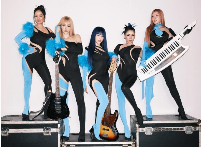 Dàn chị đẹp lên tiếng khi MLee vướng tranh cãi tại Đạp Gió bản Việt-3