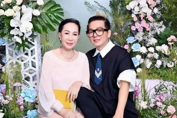 Vũ Hà và vợ hơn 8 tuổi: Hôn nhau mỗi ngày, mặn nồng suốt 3 thập kỷ-5