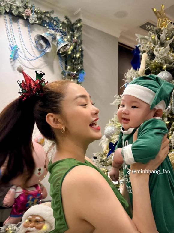 Con trai Minh Hằng được hóa thân thành ông già Noel mini, diện mạo nhóc tì 3 tháng tuổi vô cùng bụ bẫm-2
