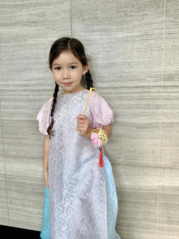 Con gái lai Tây của Hà Anh: Vóc dáng lớn bổng ở tuổi lên 5, fan dự đoán người mẫu tương lai-7