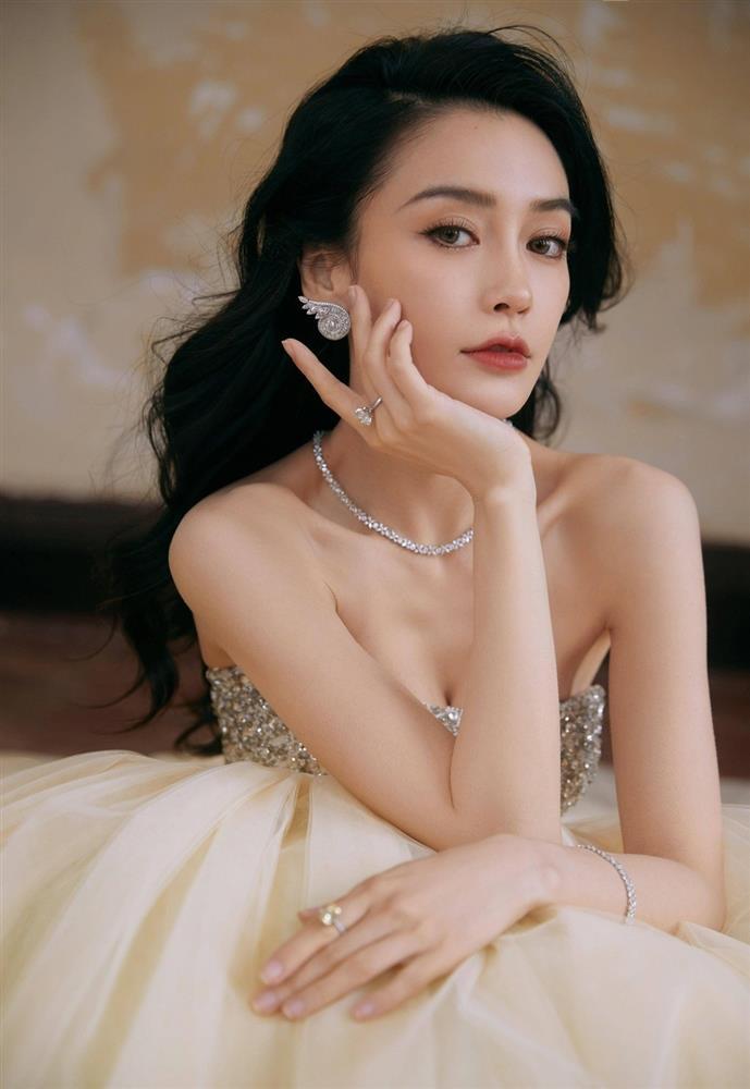 Angelababy mất vị thế con cưng, không còn cơ hội trở lại làng giải trí?-1