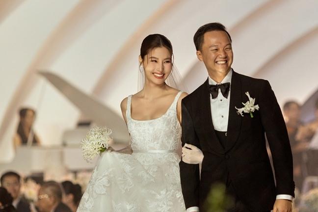 Hôn nhân đời thực của diễn viên VFC: Diễm My 9X hạnh phúc cùng chồng doanh nhân điển trai-11