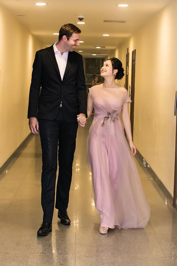 Hôn nhân đời thực của diễn viên VFC: Lan Phương hạnh phúc vì được ông xã thấu hiểu, mẹ chồng yêu thương-2