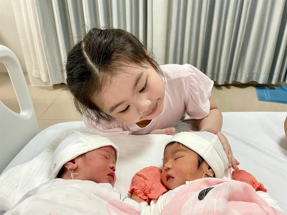 Mẹ 3 con Vân Trang: Ở biệt thự 1.000m2, phủ nhận là đại gia ngầm-4