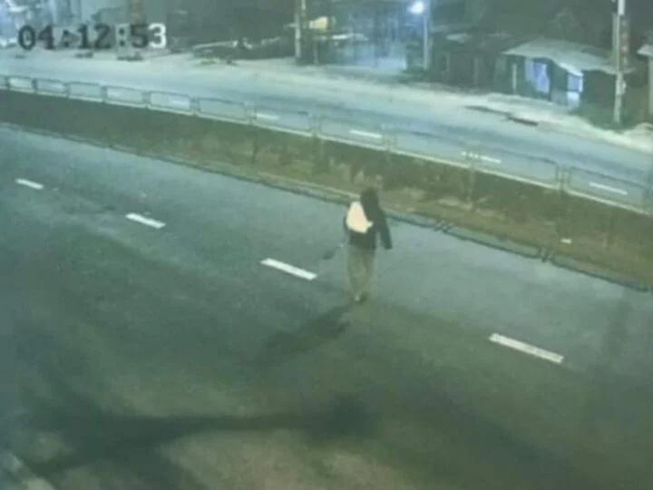 Khánh Hòa: Truy tìm kẻ đục mái nhà, trộm 70 chiếc điện thoại-1