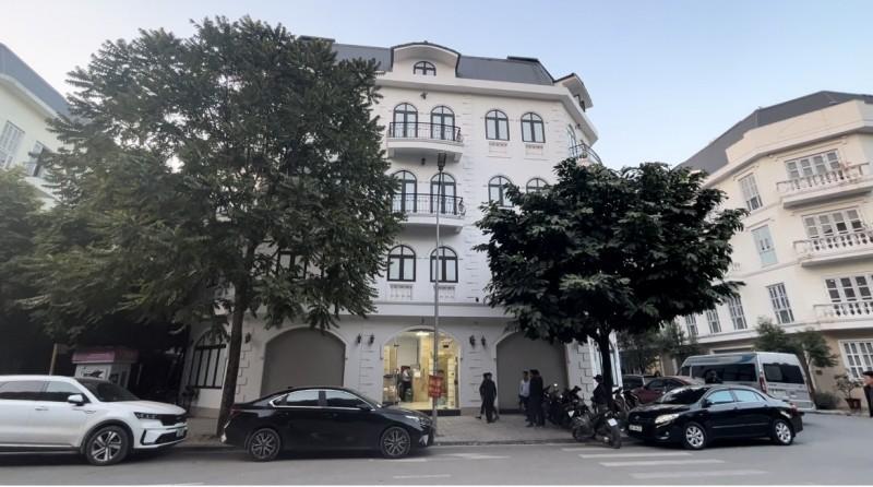 Động thái mới từ tài khoản hot girl Nguyễn Hoàng Mai Ly khi kho hàng liên quan bị đột kích-1