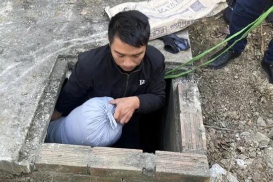 Khởi tố kẻ sát hại người phụ nữ giao gas, giấu xác trong bể nước suốt 13 năm