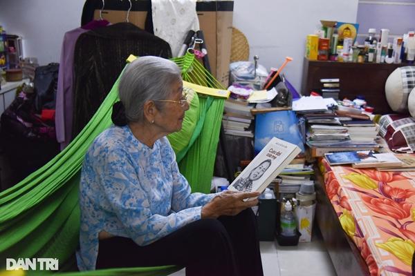 Nghệ sĩ Phi Điểu tuổi 90: Ở nhà bề thế, vẫn thích tự đi diễn bằng xe máy-7