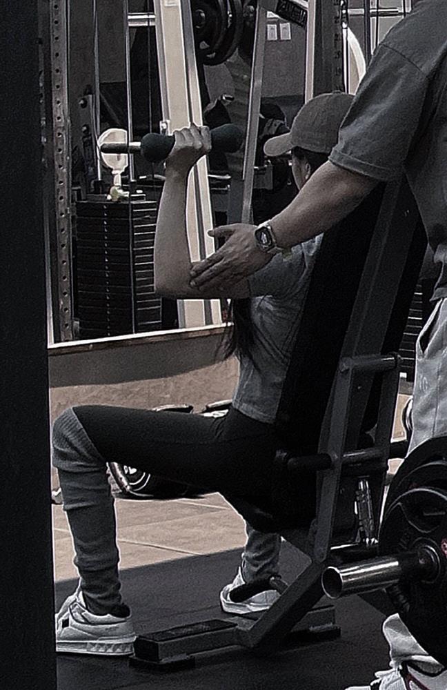 Đây là Cô gái đẹp nhất Trung Quốc da trắng phát sáng, body nuột nà ở tuổi 25-6