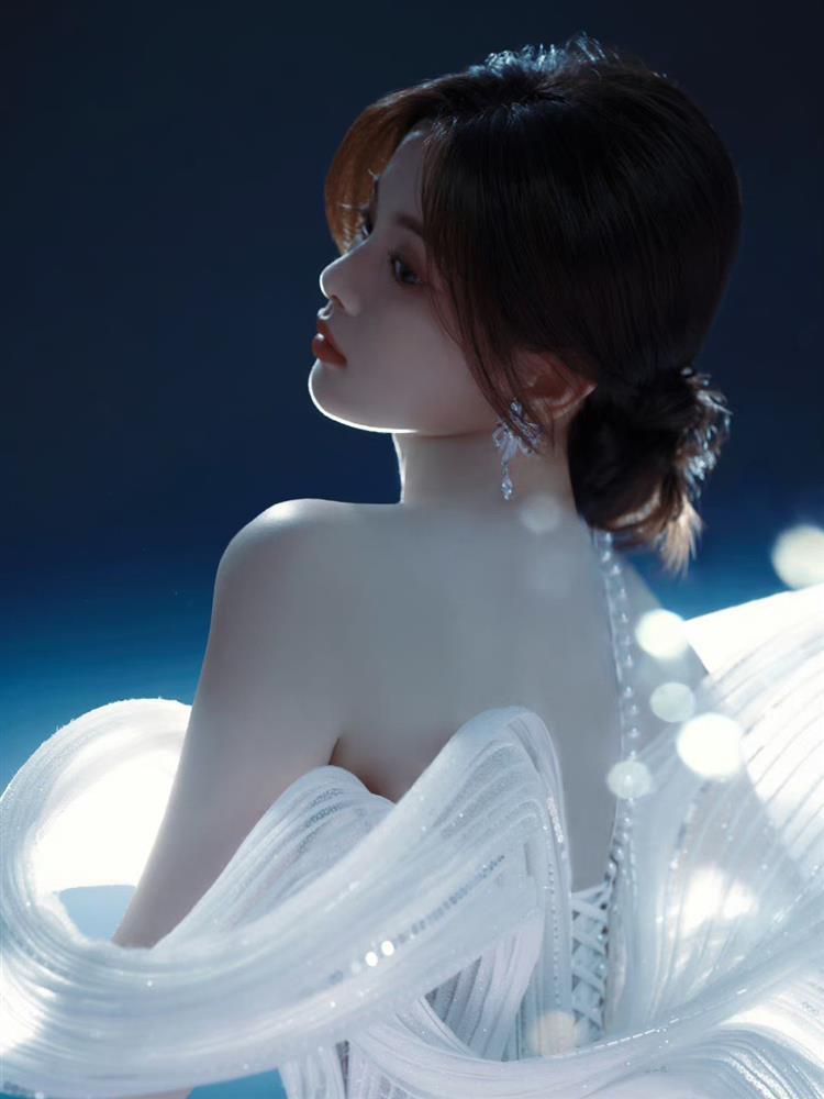 Đây là Cô gái đẹp nhất Trung Quốc da trắng phát sáng, body nuột nà ở tuổi 25-7