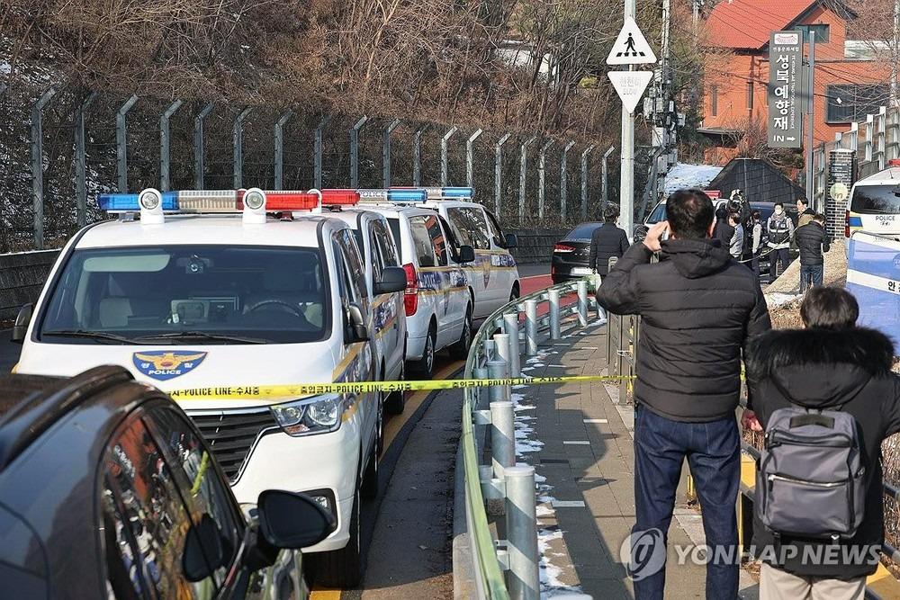 Hiện trường phát hiện thi thể nam diễn viên Lee Sun Kyun-3