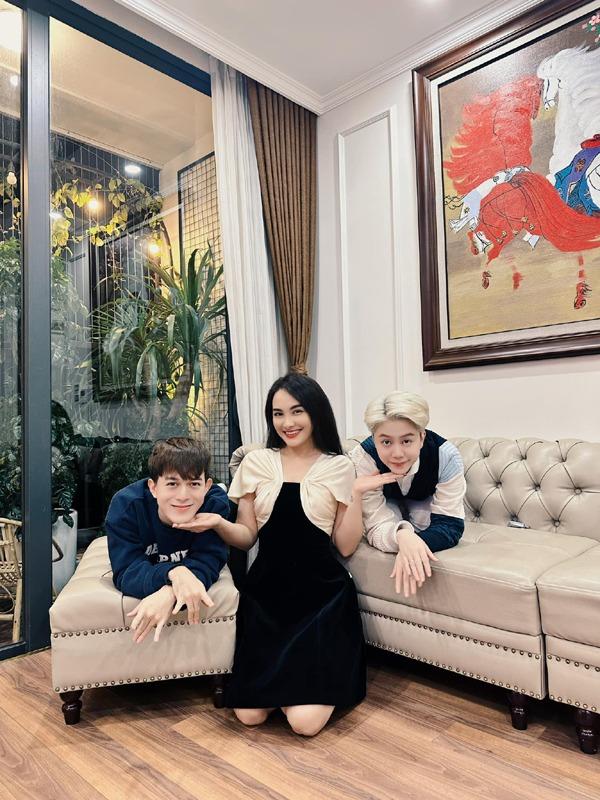 Hôn nhân đời thực của diễn viên VFC: Bảo Thanh có chồng đẹp con ngoan, cuộc sống giàu có-9