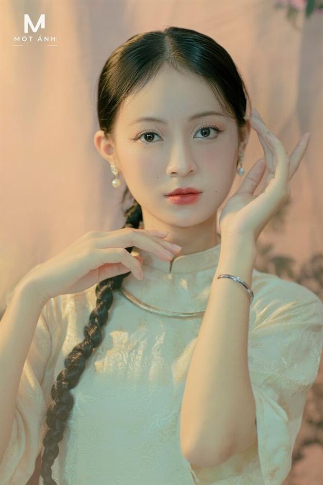 Hot girl Lạng Sơn đốn tim cộng đồng mạng với vẻ đẹp trong veo tựa sương mai-2