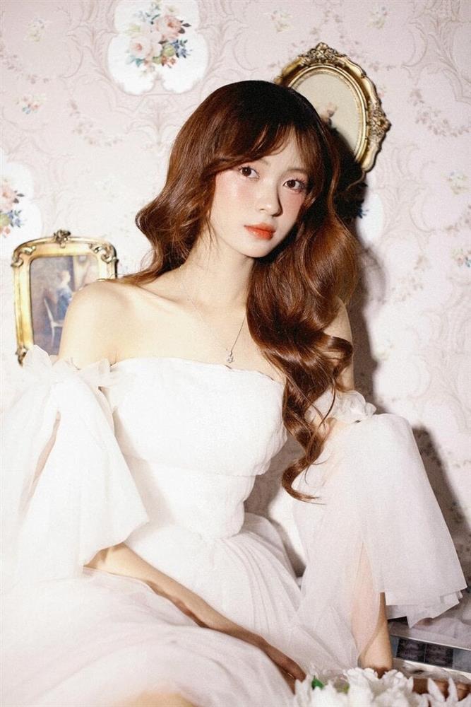 Hot girl Lạng Sơn đốn tim cộng đồng mạng với vẻ đẹp trong veo tựa sương mai-8