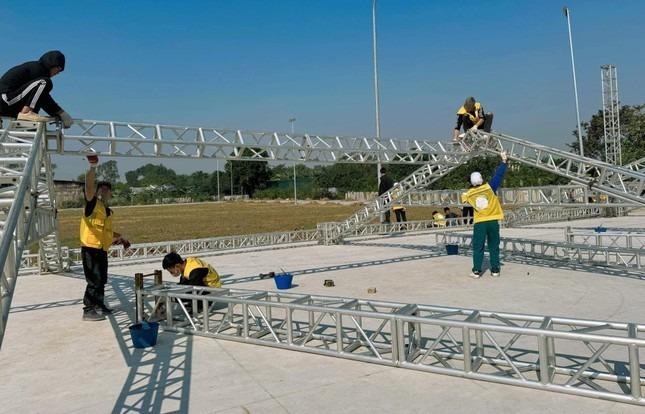 Hé lộ thời gian tổ chức đám cưới của Quang Hải - Chu Thanh Huyền-2