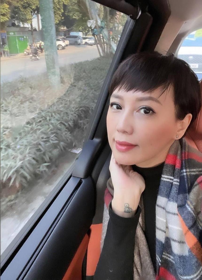 Mẹ Doãn Hải My thần thái ngút ngàn, ngoại hình trẻ đẹp qua ống kính của con gái-2