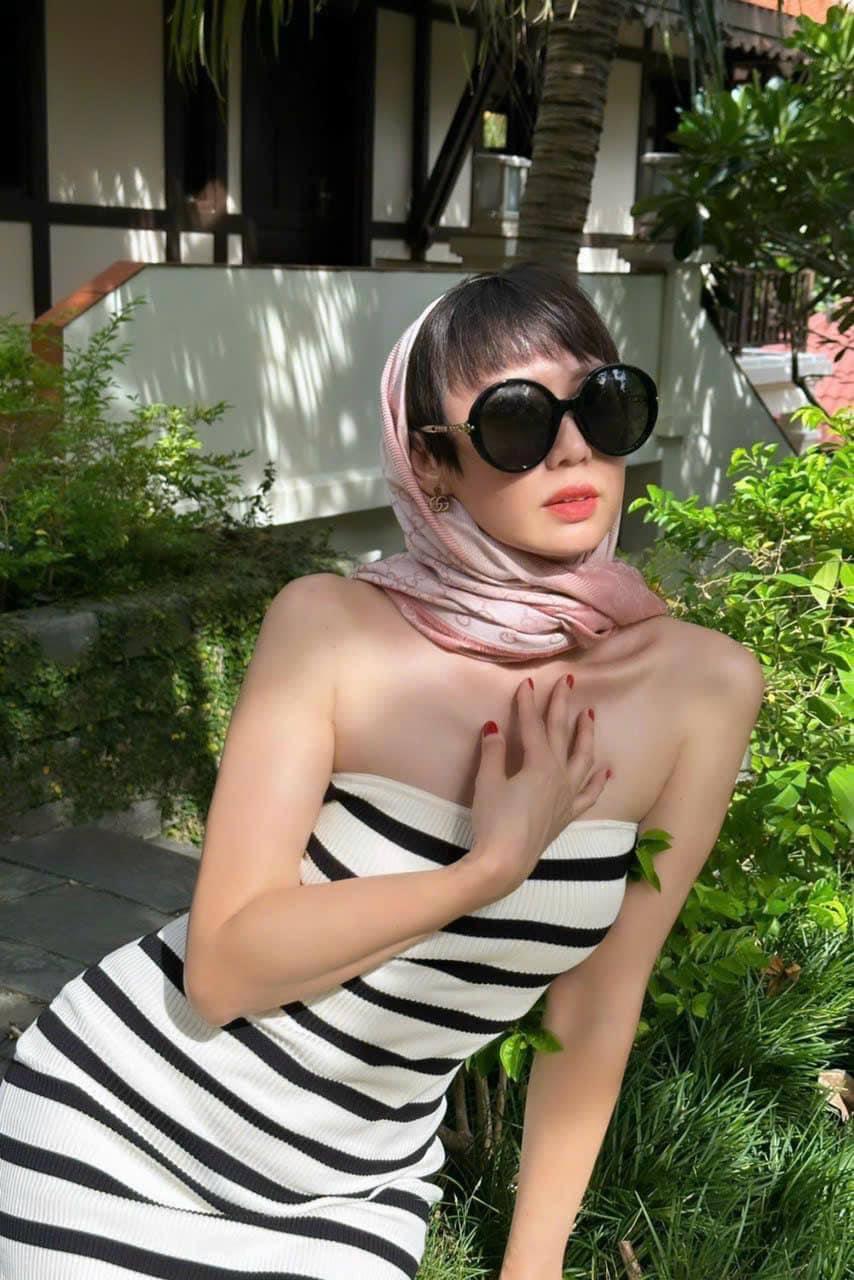 Mẹ Doãn Hải My thần thái ngút ngàn, ngoại hình trẻ đẹp qua ống kính của con gái-5