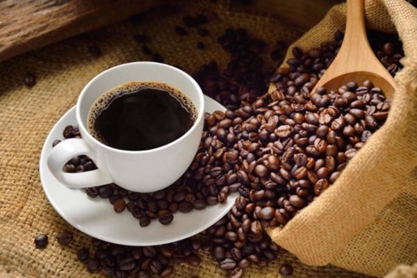 Những lợi ích bất ngờ từ thói quen uống cà phê vào buổi sáng-1