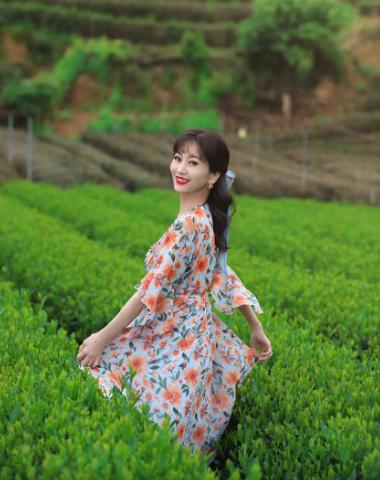 Minh tinh Bến Thượng Hải - Triệu Nhã Chi gây chú ý với sắc vóc tuổi 70-5