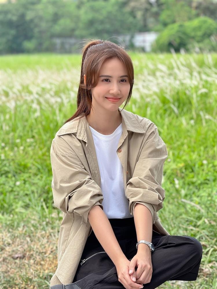 Bị chê mặc xấu trong Chúng Ta Của 8 Năm Sau, Phan Minh Huyền tiết lộ Dương sắp đẹp lên-1