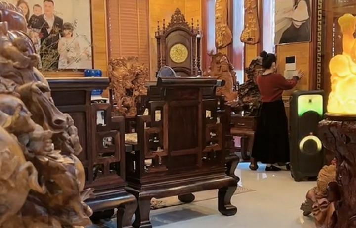 TikToker đua nhau flex nhà đẹp theo mốt bật tắt đèn theo nhạc-2