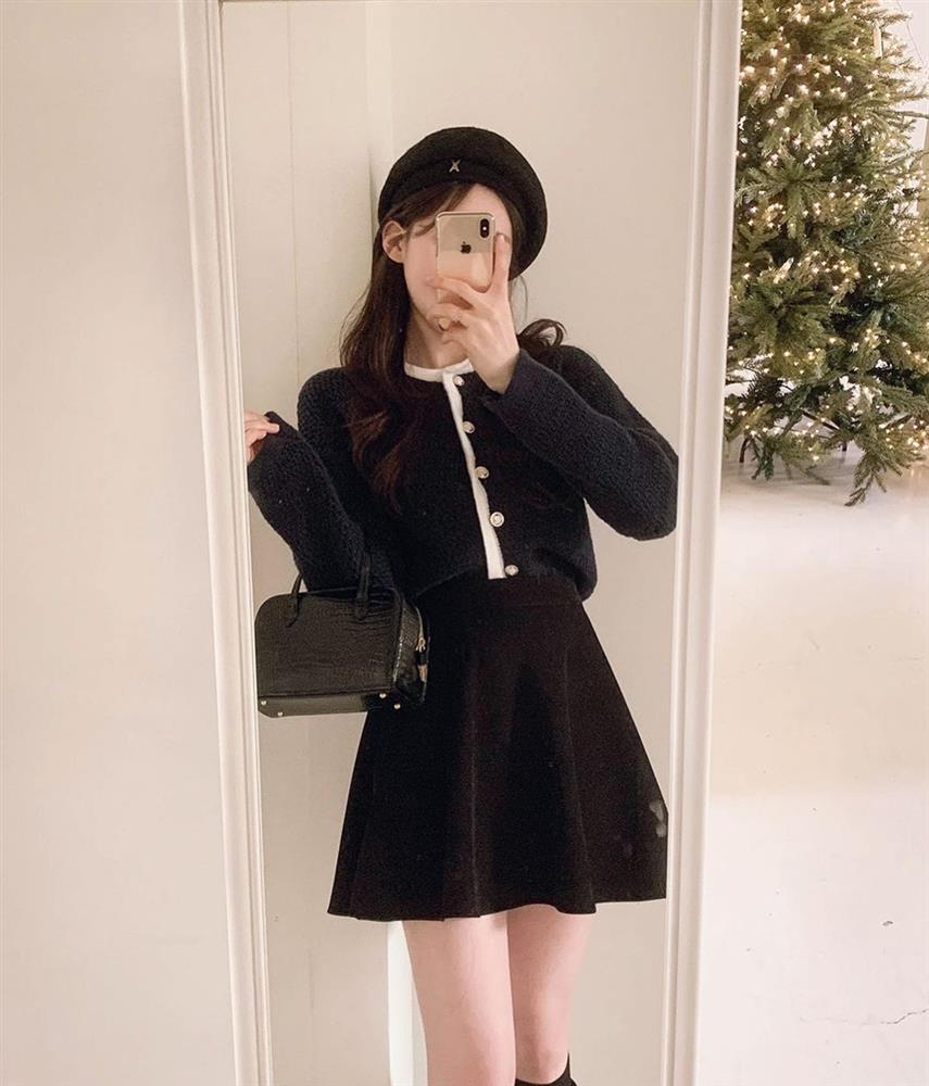 8 gợi ý lên đồ tông đen quyến rũ khi dự tiệc cuối năm-1