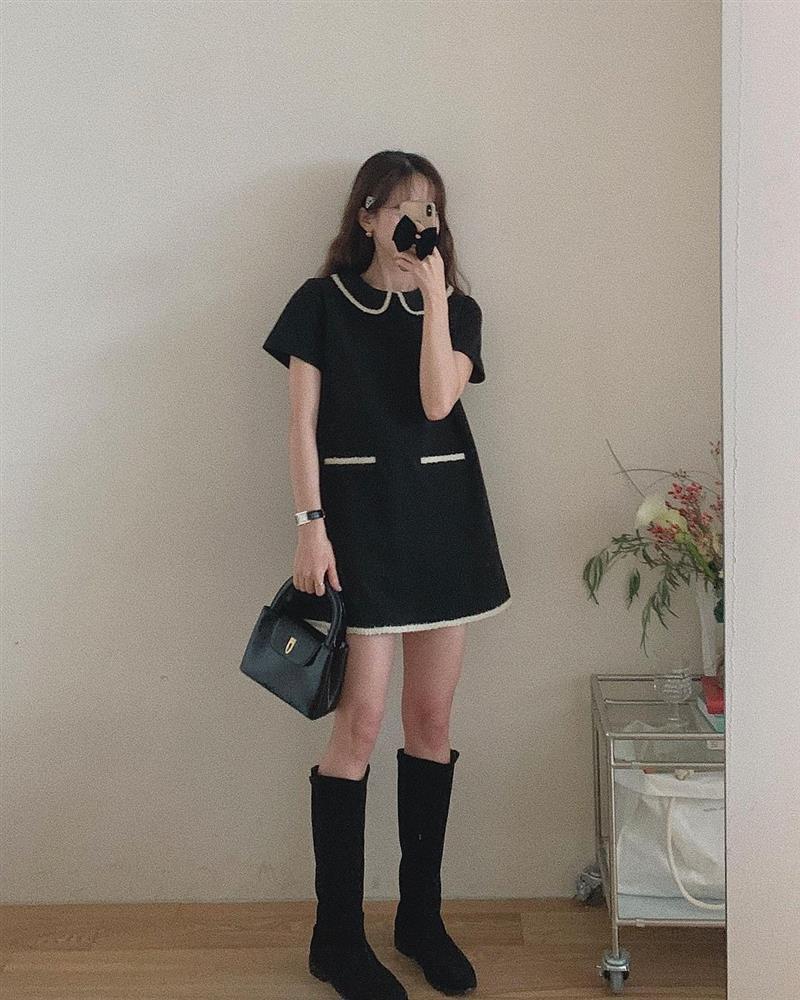 8 gợi ý lên đồ tông đen quyến rũ khi dự tiệc cuối năm-7