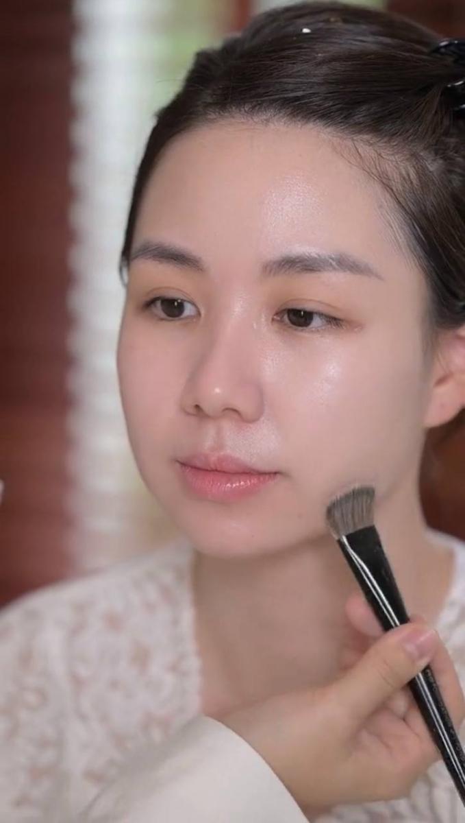 Cô dâu đang hot nhất MXH lộ mặt mộc khiến netizen phải lên tiếng ngay-3