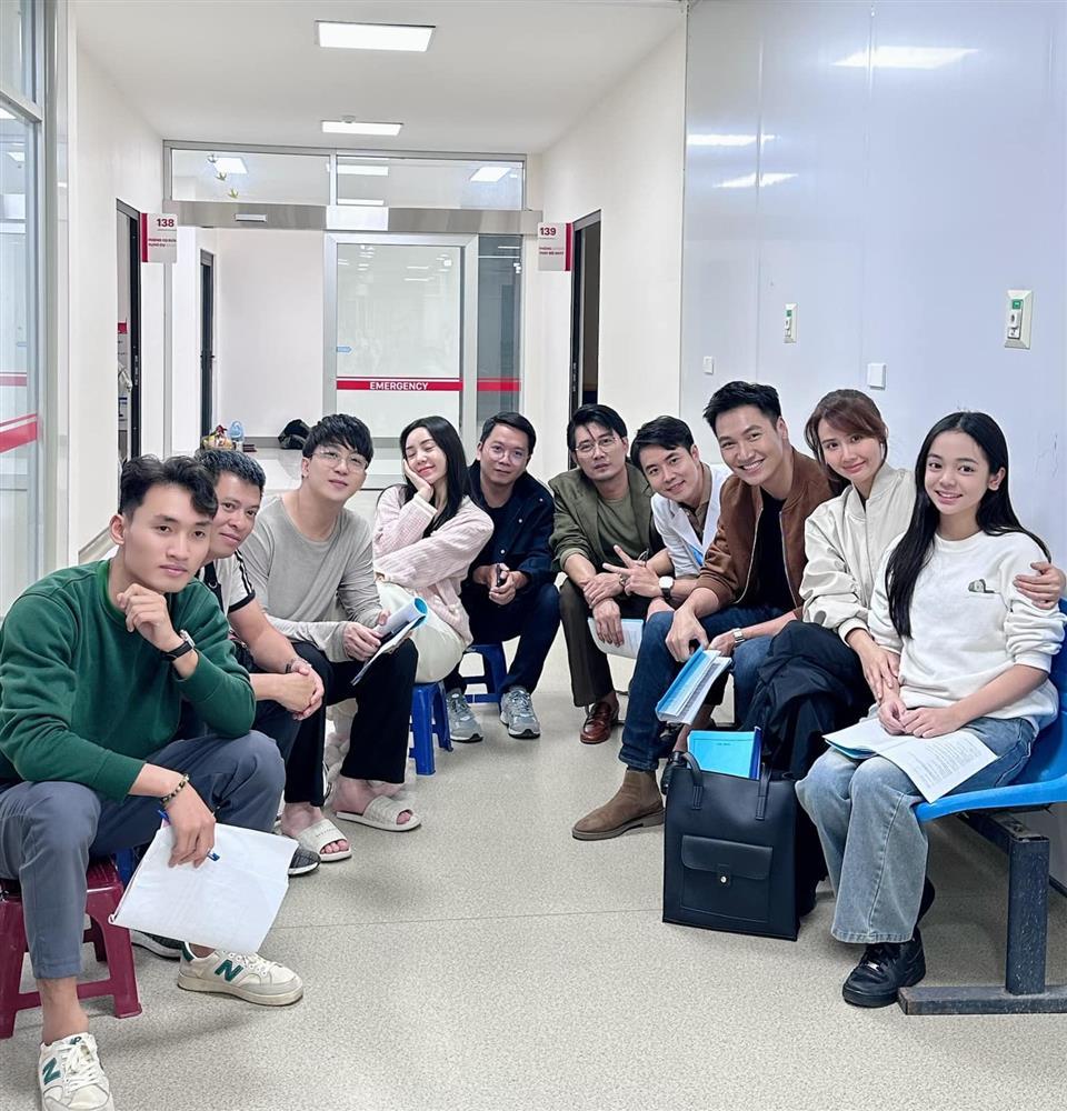 Sao nhí gây sốt VFC một thời giờ đã lớn, đóng học trò của Quỳnh Kool trong Chúng ta của 8 năm sau-3