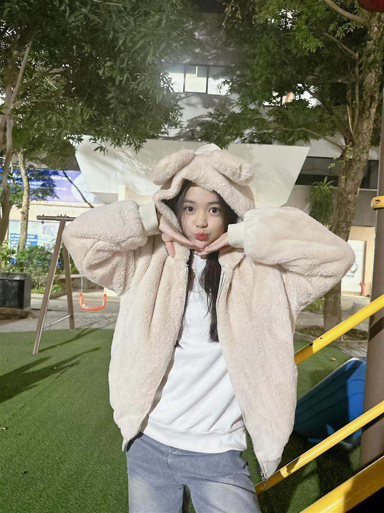 Sao nhí gây sốt VFC một thời giờ đã lớn, đóng học trò của Quỳnh Kool trong Chúng ta của 8 năm sau-5