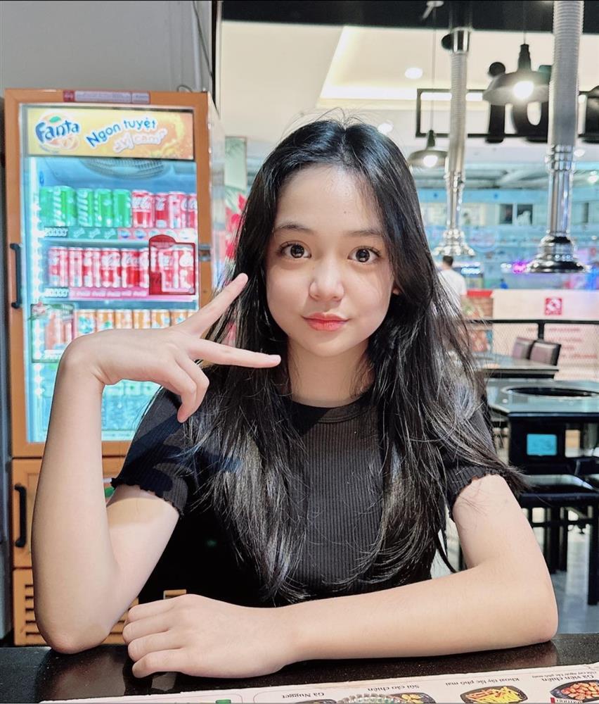 Sao nhí gây sốt VFC một thời giờ đã lớn, đóng học trò của Quỳnh Kool trong Chúng ta của 8 năm sau-8