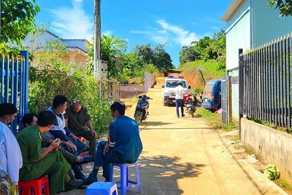 Khởi tố, bắt giam đối tượng đâm chết anh ruột sau cuộc nhậu-2