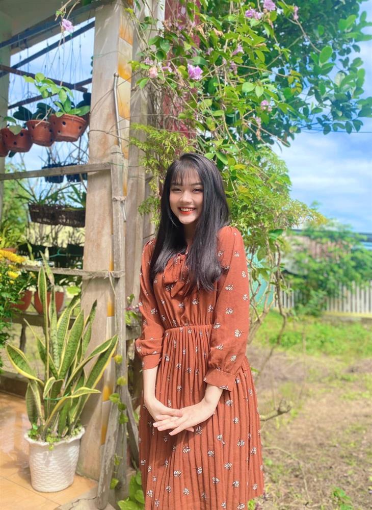 Hot girl SN 2004 nổi tiếng nhờ hát cover bằng giọng Quảng Nam-7