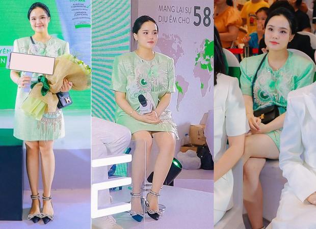 Công chúa béo nhà Duy Mạnh chăm đắp đồ hiệu, nức mùi tiền dù đã là mẹ 2 con-4