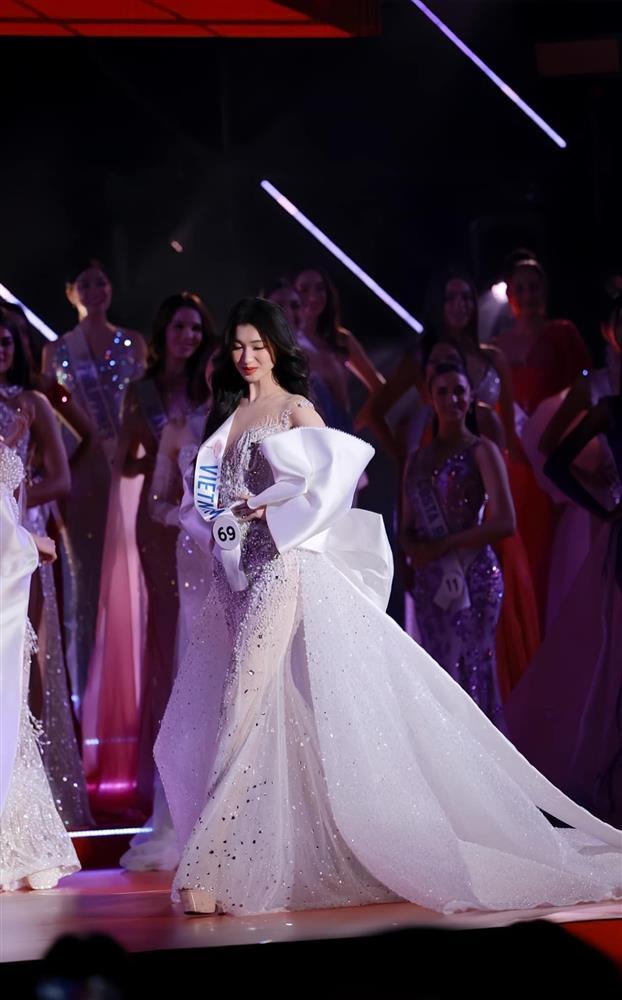 Phương Nhi dẫn đầu bình chọn top 10 váy dạ hội đẹp nhất 2023-2