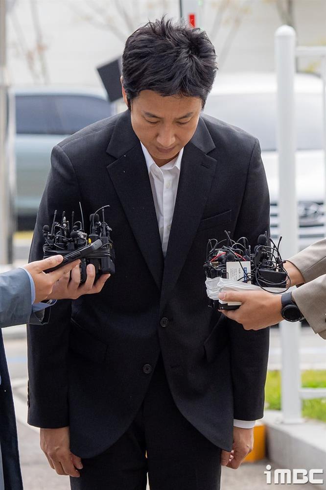 Thấy gì từ lời cảnh tỉnh của cựu Tổng thống Hàn Quốc vụ Lee Sun Kyun qua đời-4