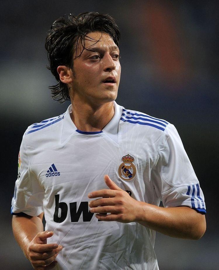 Mười cầu thủ xuất sắc nhất từng mặc áo số 10-10