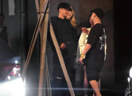 Công ty La Chí Tường lên tiếng phân trần khi lộ ảnh mở tiệc với dàn người đẹp-2