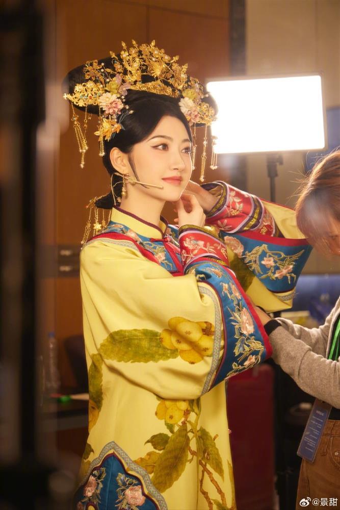 Cảnh Điềm tung khoảnh khắc hóa thân vương phi, nhan sắc và thần thái xứng danh đệ nhất mỹ nữ Bắc Kinh-3