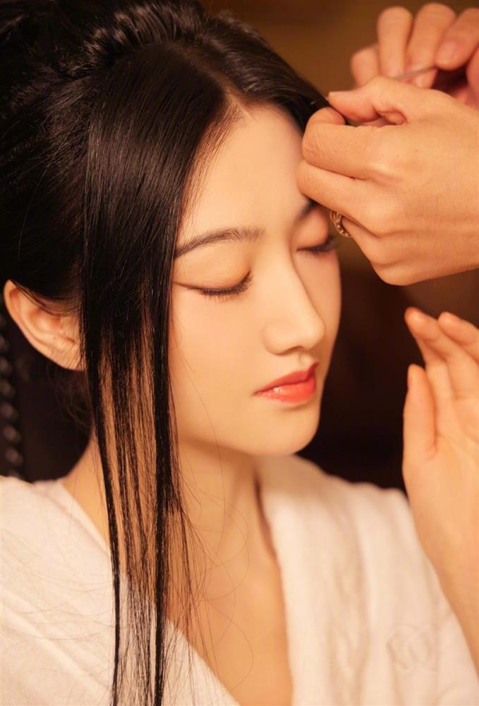 Cảnh Điềm tung khoảnh khắc hóa thân vương phi, nhan sắc và thần thái xứng danh đệ nhất mỹ nữ Bắc Kinh-6