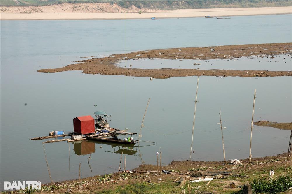 Sông Đà lại trơ đáy lần thứ 2 trong năm-10