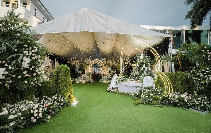 Loạt đám cưới gây bão mạng năm 2023 bởi hồi môn siêu khủng hoặc quá độc đáo-4