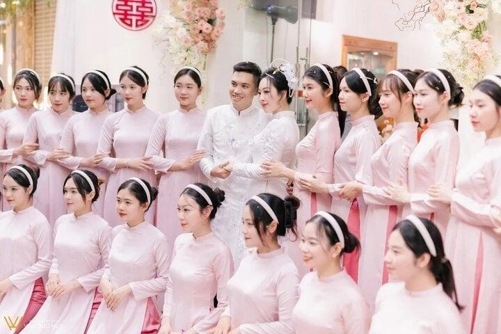 Loạt đám cưới gây bão mạng năm 2023 bởi hồi môn siêu khủng hoặc quá độc đáo-16