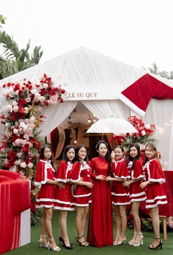 Loạt đám cưới gây bão mạng năm 2023 bởi hồi môn siêu khủng hoặc quá độc đáo-20