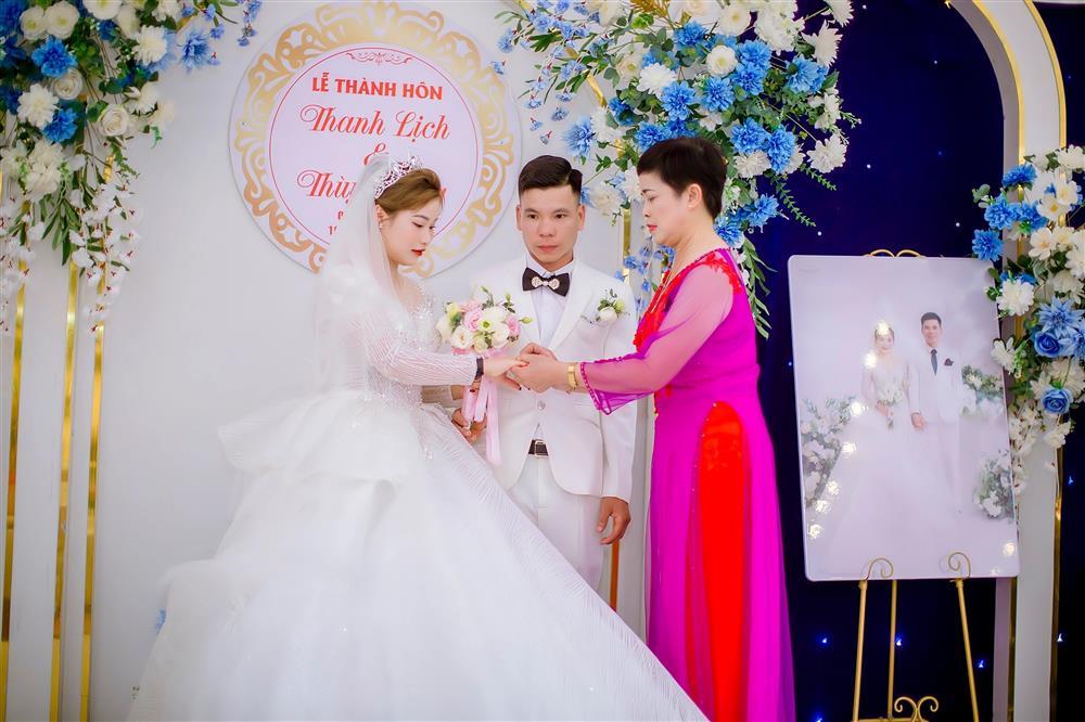 Loạt đám cưới gây bão mạng năm 2023 bởi hồi môn siêu khủng hoặc quá độc đáo-24